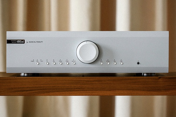 MUSICAL FIDELITY M5xi MUSICAL FIDELITY M5xi